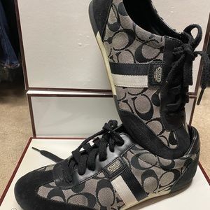 👟 Women’s Coach Tennis Shoes